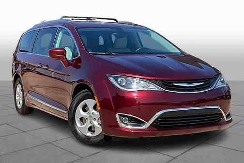 2018 Chrysler Pacifica Hybrid Touring L
