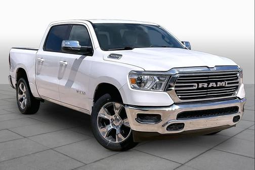 Bright White Clearcoat 2024 RAM 1500 Laramie