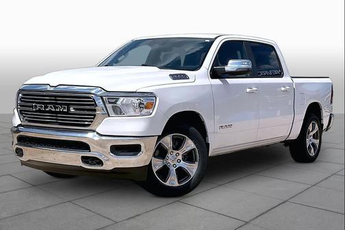 Bright White Clearcoat 2024 RAM 1500 Laramie