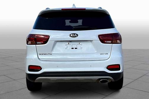 2019 Kia Sorento EX V6