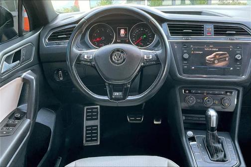 2021 Volkswagen Tiguan 2.0T SE R-Line Black