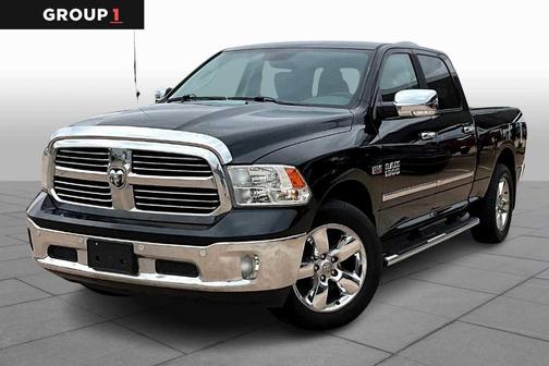 2016 RAM 1500 SLT