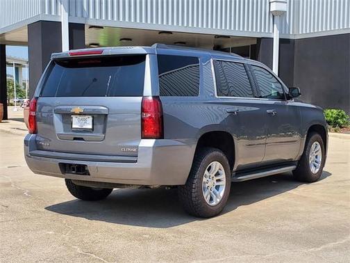 Photo 4 of 25 of 2020 Chevrolet Tahoe LT