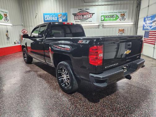 BLACK 2017 Chevrolet Silverado 1500 2LT