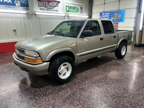 2004 Chevrolet S-10 Base