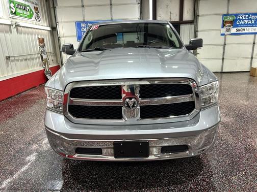 2019 RAM 1500 SLT