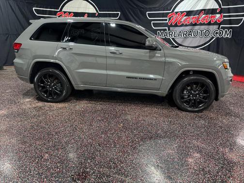 2021 Jeep Grand Cherokee Laredo