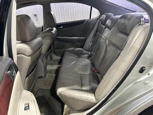 2002 Lexus ES 300 Base