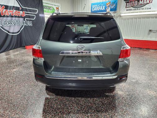 Cypress Pearl 2013 Toyota Highlander SE