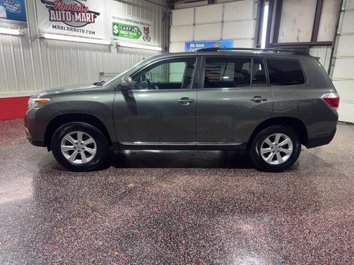 Cypress Pearl 2013 Toyota Highlander SE