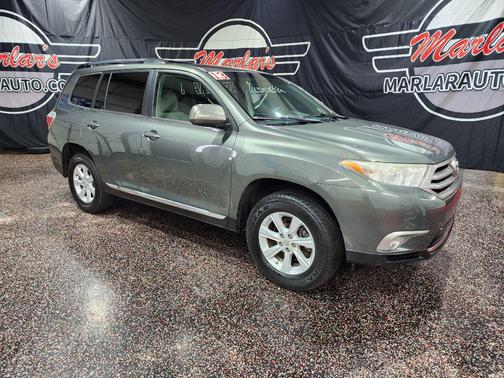 Cypress Pearl 2013 Toyota Highlander SE
