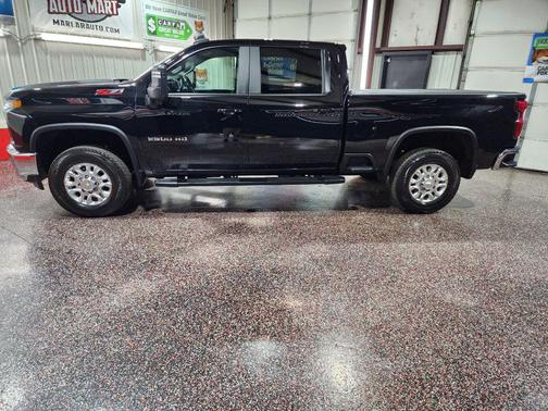 Black 2023 Chevrolet Silverado 2500 LT