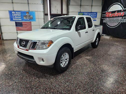 WHITE 2016 Nissan Frontier SV