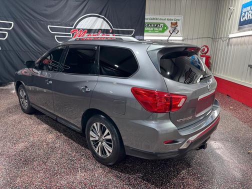 2017 Nissan Pathfinder S