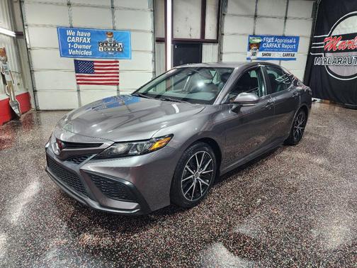 Predawn Gray Mica 2022 Toyota Camry SE
