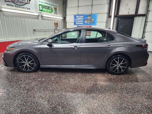 Predawn Gray Mica 2022 Toyota Camry SE