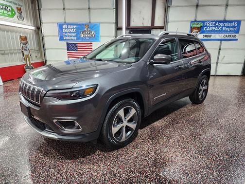 Granite Crystal Metallic Clearcoat 2019 Jeep Cherokee Limited