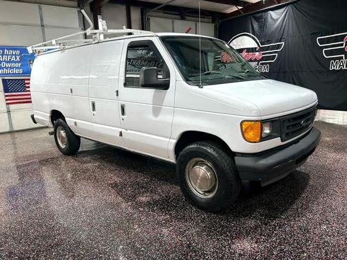 2003 Ford E350 Super Duty Base