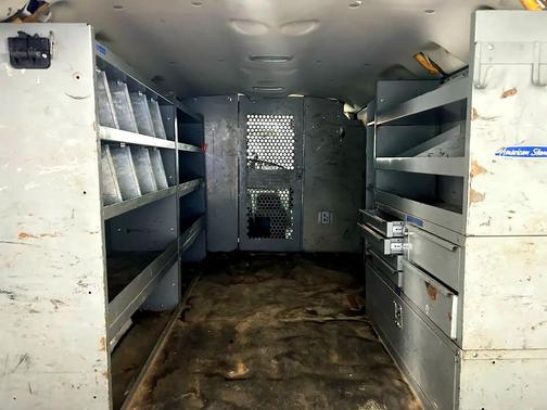 2003 Ford E350 Super Duty Base