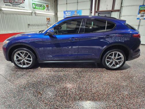 Montecarlo Blue Metallic 2018 Alfa Romeo Stelvio Ti Sport