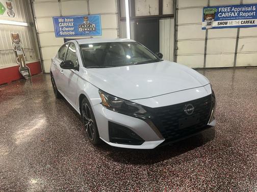 2024 Nissan Altima SR FWD