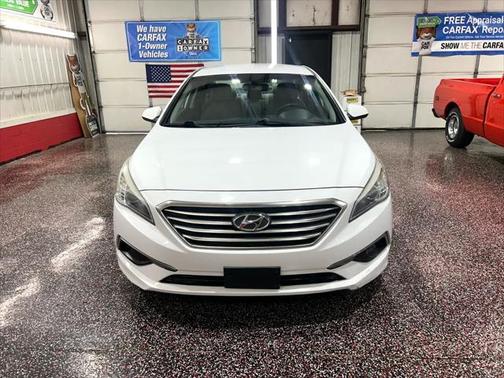 2016 Hyundai SONATA SE