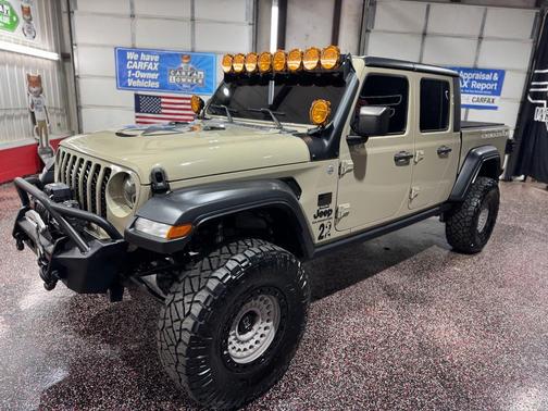 2020 Jeep Gladiator Sport