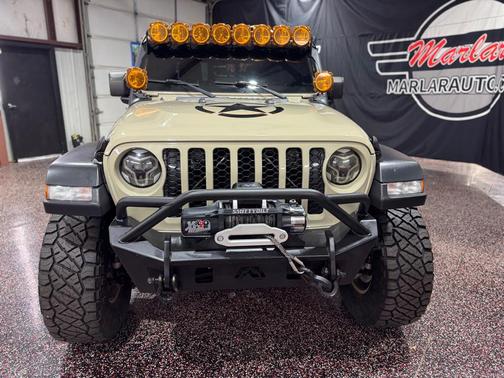 2020 Jeep Gladiator Sport