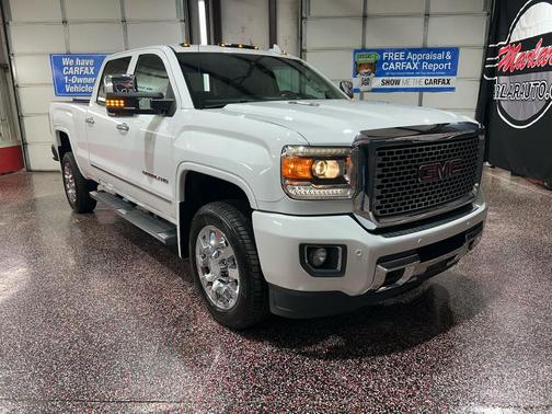2015 GMC Sierra 2500 Denali