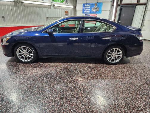 2014 Nissan Maxima S