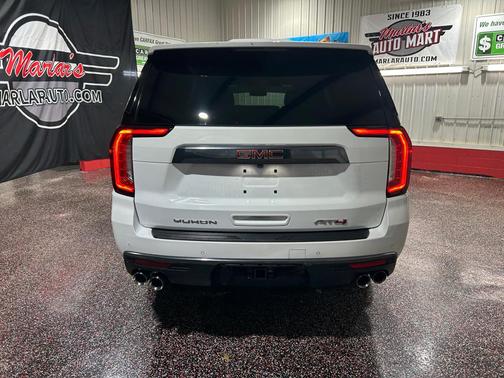 2023 GMC Yukon XL AT4