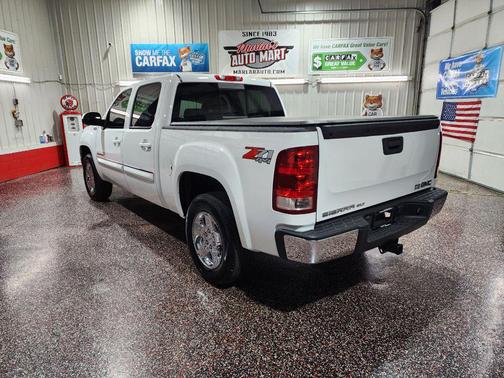 Summit White 2013 GMC Sierra 1500 SLT