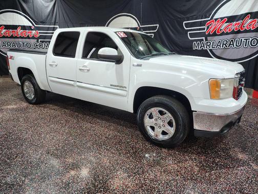 Summit White 2013 GMC Sierra 1500 SLT
