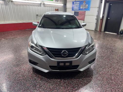2018 Nissan Altima 2.5 SV