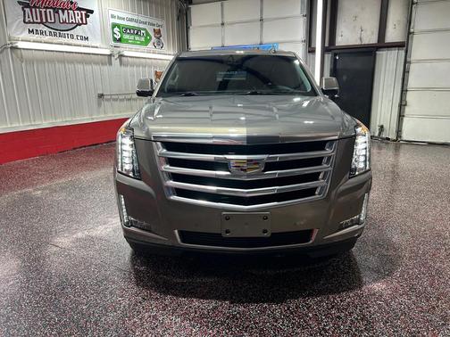 2019 Cadillac Escalade ESV Luxury