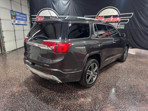 2018 GMC Acadia Denali