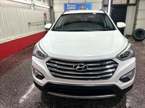 2016 Hyundai SANTA FE SE