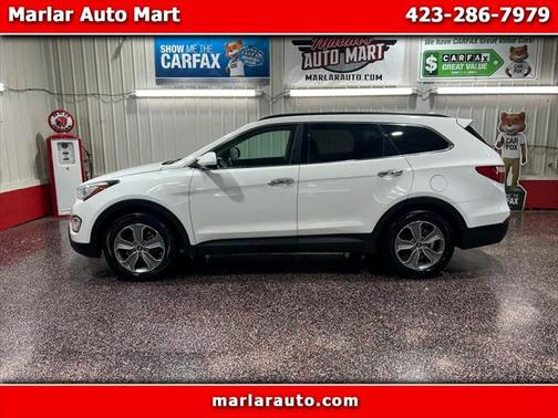 2016 Hyundai SANTA FE SE
