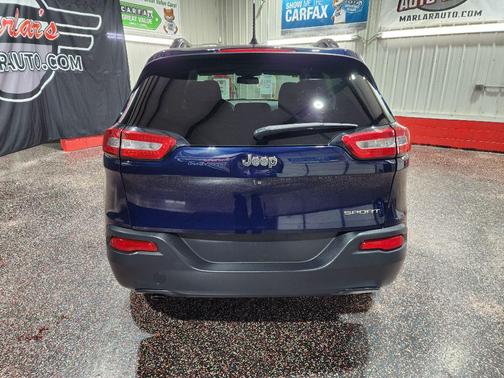 True Blue Pearlcoat 2016 Jeep Cherokee Sport