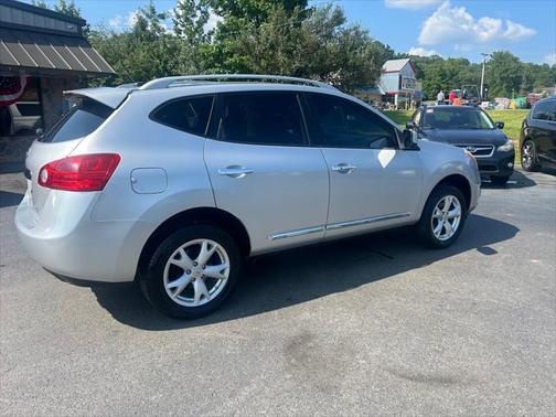 2011 Nissan Rogue SV