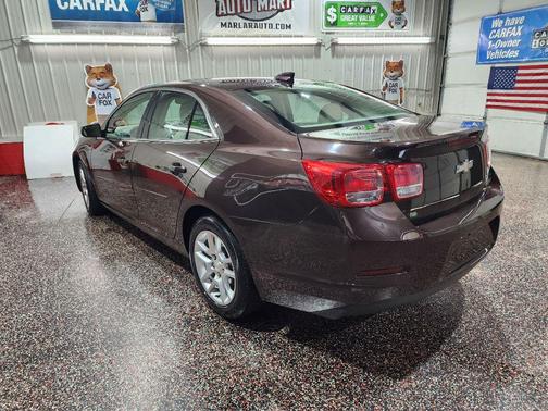 BROWN 2015 Chevrolet Malibu 1LT