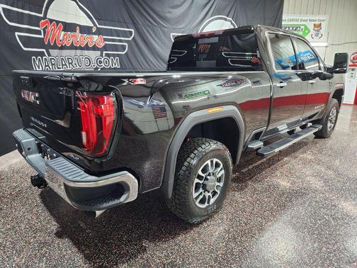 Ebony Twilight Metallic 2023 GMC Sierra 2500 SLT