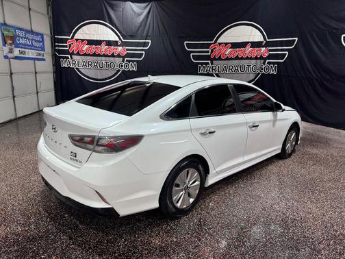 2019 Hyundai SONATA Hybrid SE