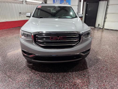 2018 GMC Acadia SLE-2
