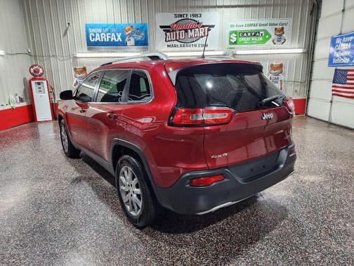 Deep Cherry Red Crystal Pearlcoat 2017 Jeep Cherokee Limited