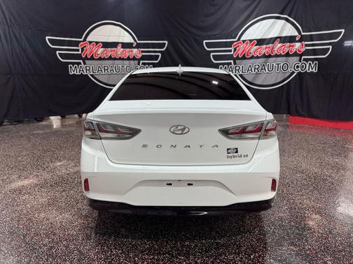 2019 Hyundai SONATA Hybrid SE