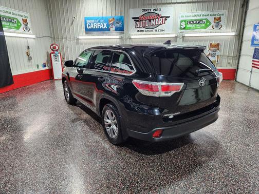 2014 Toyota Highlander LE