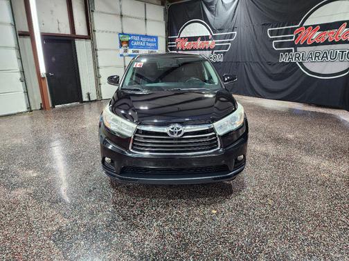 2014 Toyota Highlander LE
