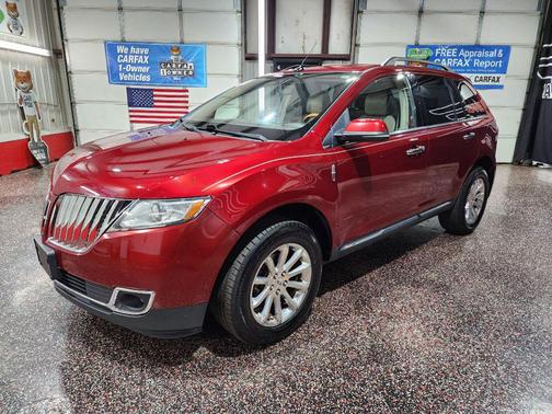Ruby Red Metallic Tinted Clearcoat 2013 Lincoln MKX Base