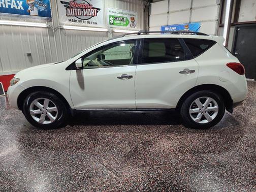 Glacier Pearl 2009 Nissan Murano SL